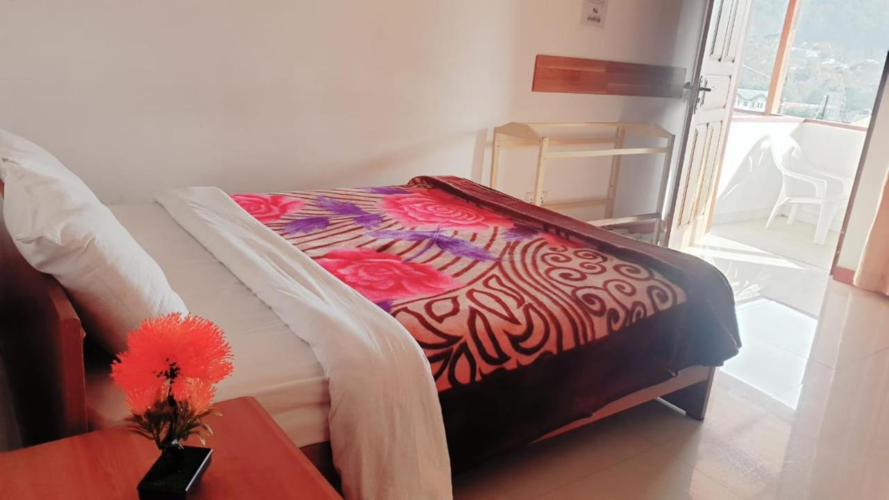 Bed and Breakfast Oviya Guest Нувара-Элия Экстерьер фото